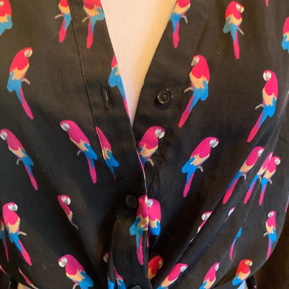 Romper size L - Picture 2 of 3